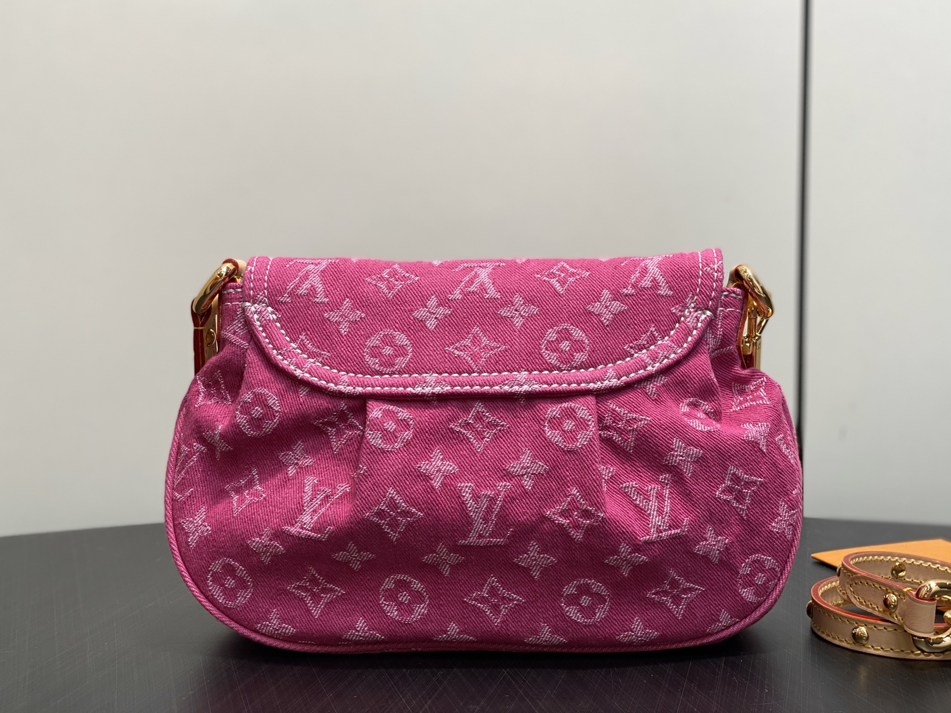 [Louis Vuitton] LV 루이비통 모노그램 데님 선셋 백 (로즈 핑크) 가방