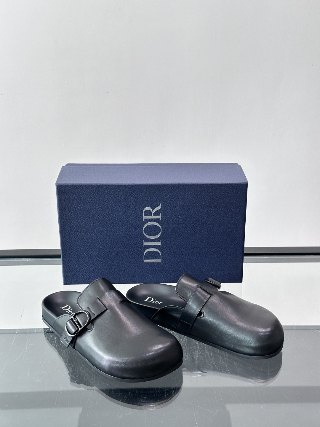 [Dior] 디올 아쿠아(Aqua) 스웨이드 뮬 / 슬라이드 슬리퍼 신발