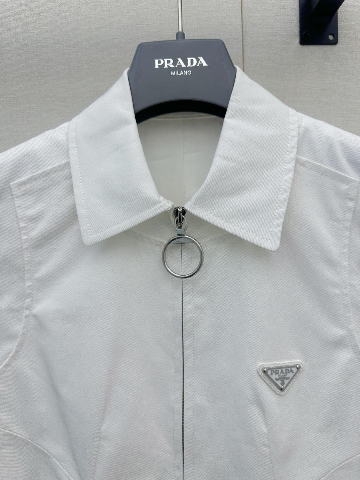 프라다(PRADA) 메탈 지퍼 민소매 셔츠 원피스 의류