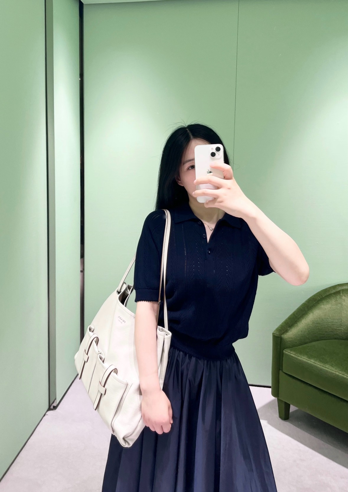 PRADA 프라다 26SS 네이비 콘트라스트 스티치 미디 스커트 치마 의류