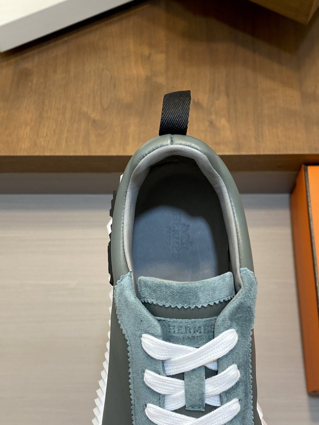 [Hermes] 에르메스 바운싱(Bouncing) 프리미엄 카프스킨 & 고트스킨 스니커즈 신발