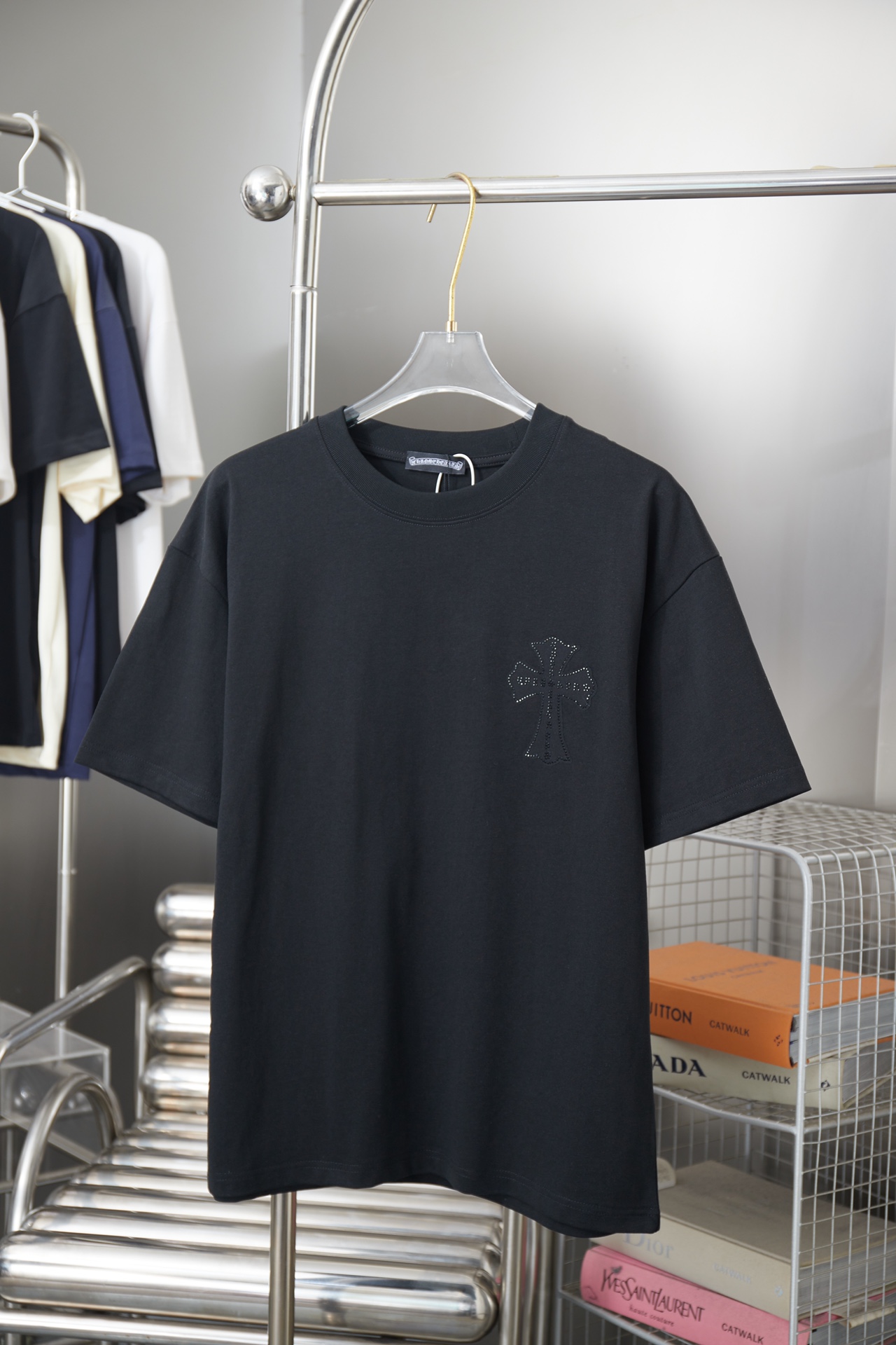 크롬하츠(CHROME HEARTS) 크로스 패치 반팔 티셔츠 상의 의류