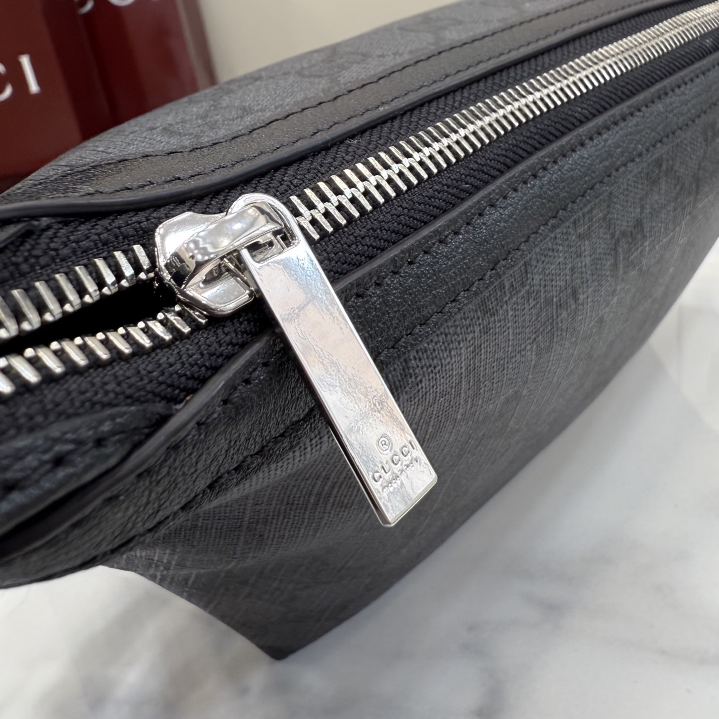 GUCCI 구찌 에센스 클래식 GG 코팅 캔버스 파우치 가방