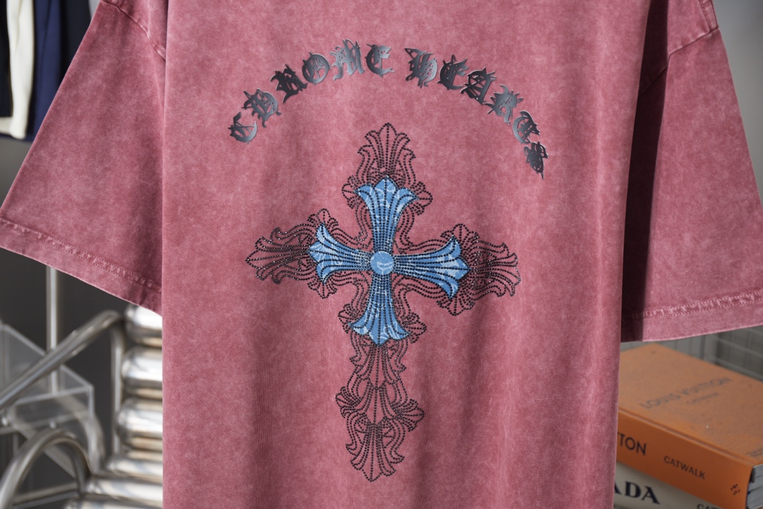 크롬하츠(Chrome Hearts) 크로스 핫픽스 반팔 티셔츠 상의 의류