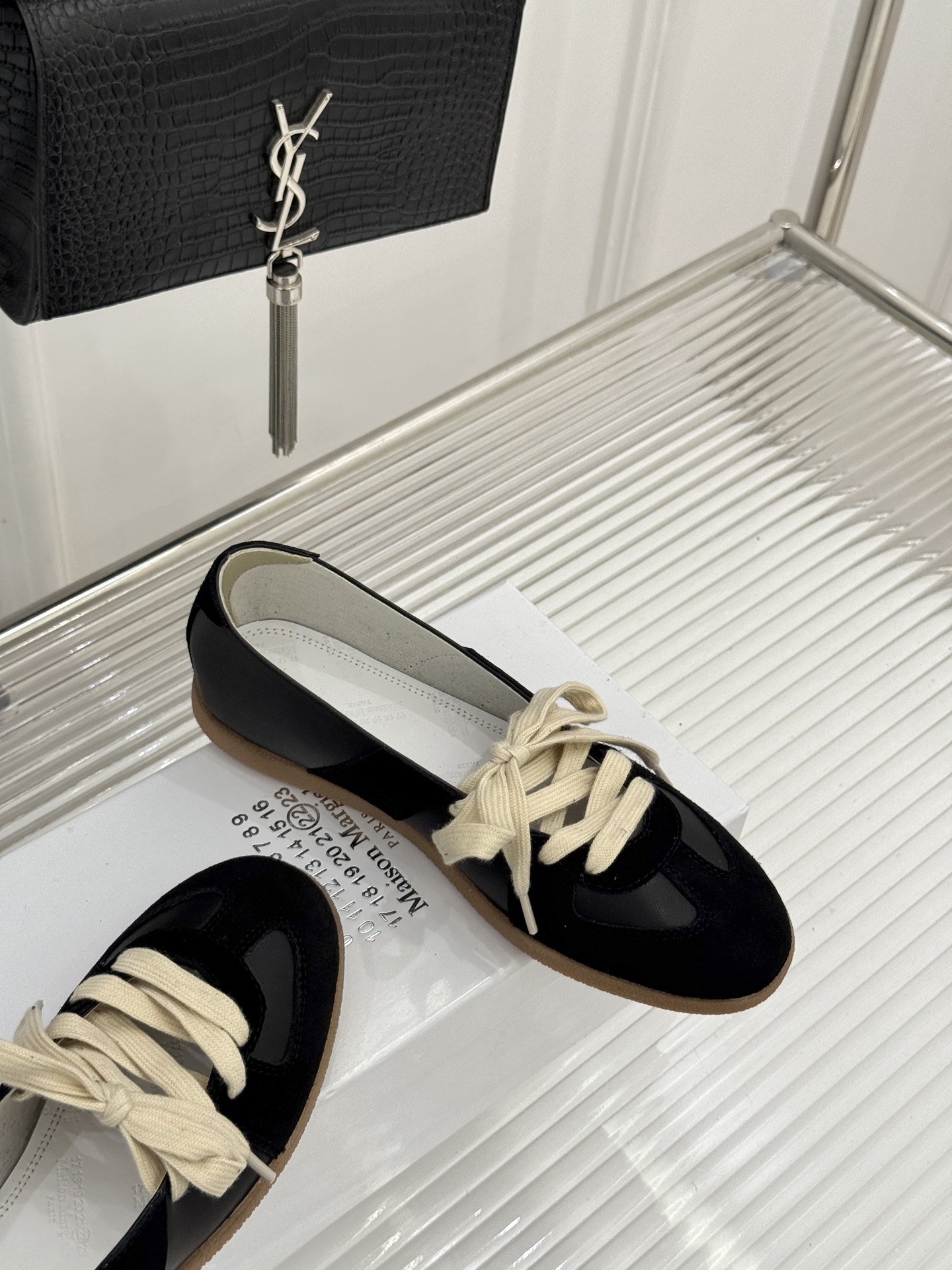 메종 마르지엘라(Maison Margiela) 스웨이드 배색 독일군 스니커즈 신발