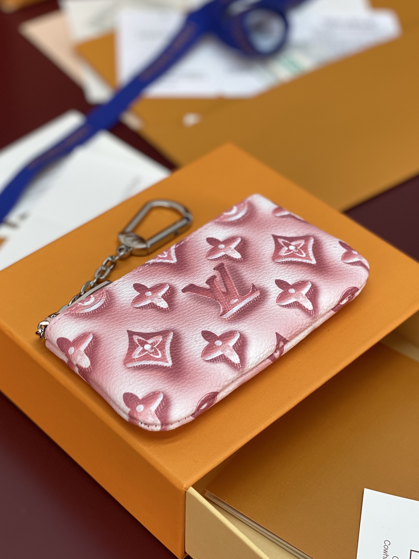 [Louis Vuitton] LV 루이비통 모노그램 자카드 로미 키 파우치 (코튼 핑크) 지갑