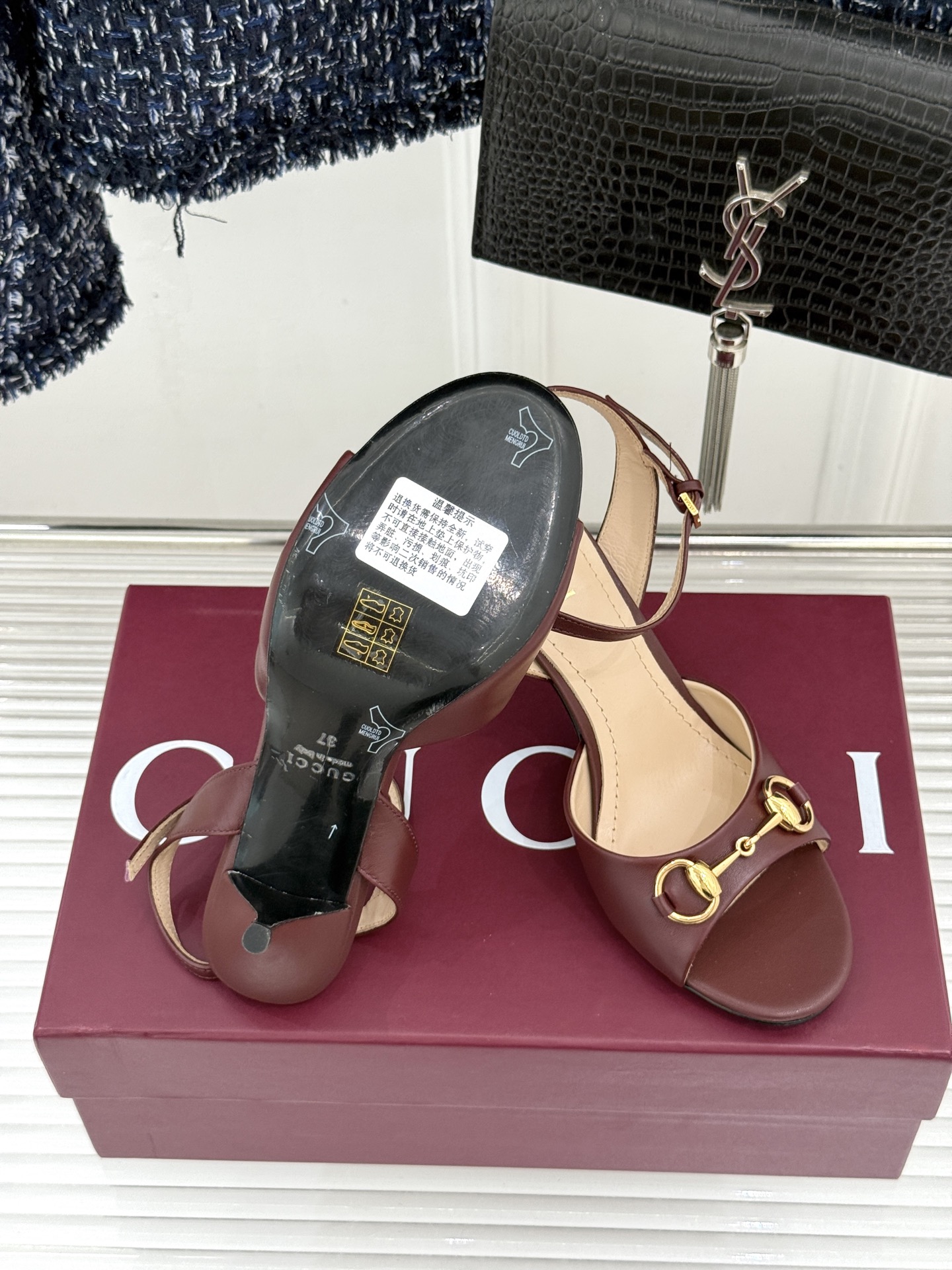 구찌(GUCCI) 홀스빗 GG 피프토 힐 샌들 신발