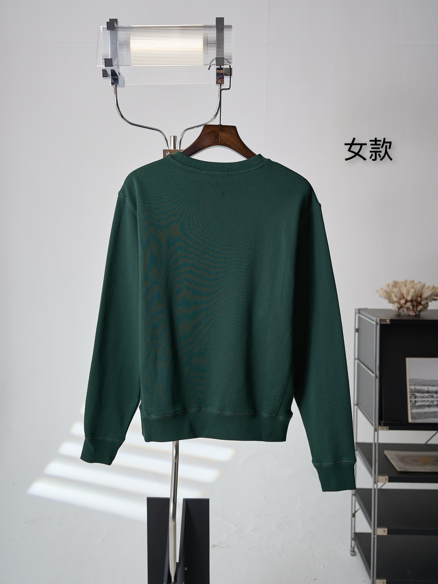 아크네(Acne studios) 로고 자수 맨투맨 상의 의류