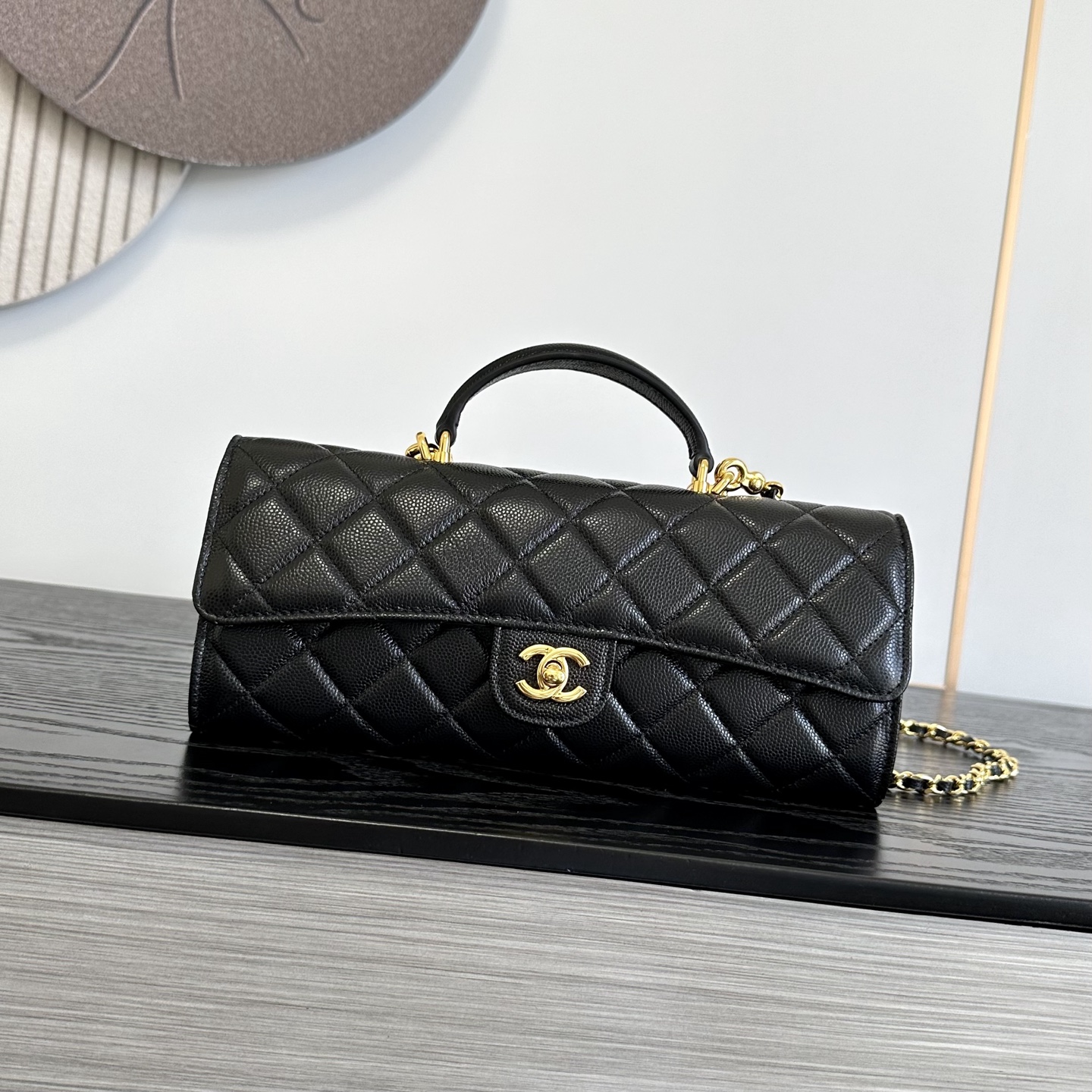 CHANEL 샤넬 26A 시리즈 탑핸들 체인 플랩 백 가방