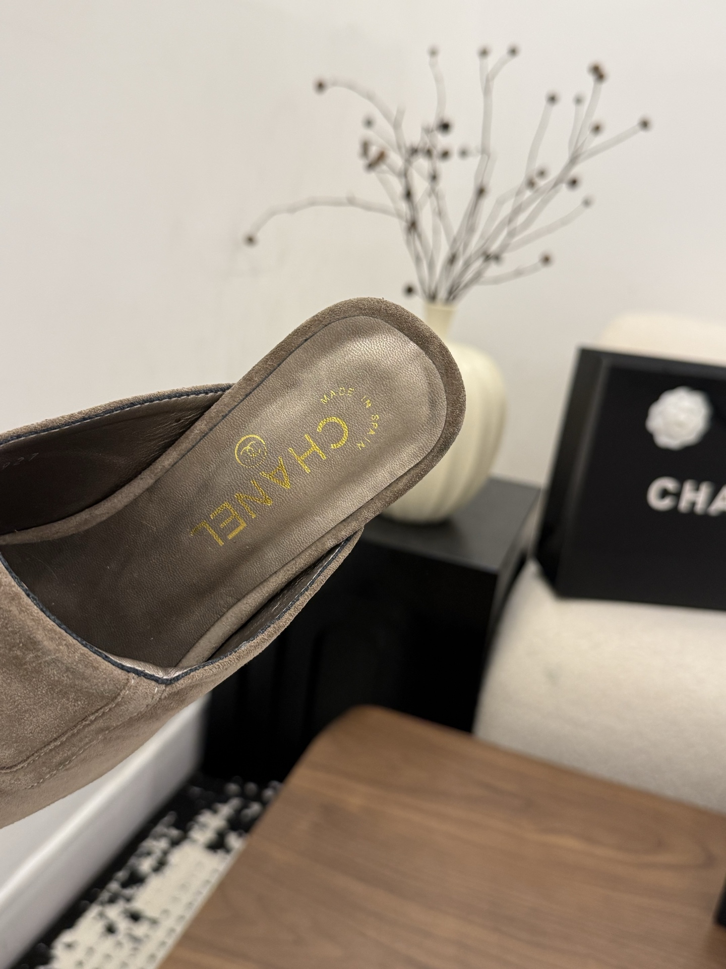 샤넬(CHANEL) 스퀘어토 미들굽 슬리퍼 신발