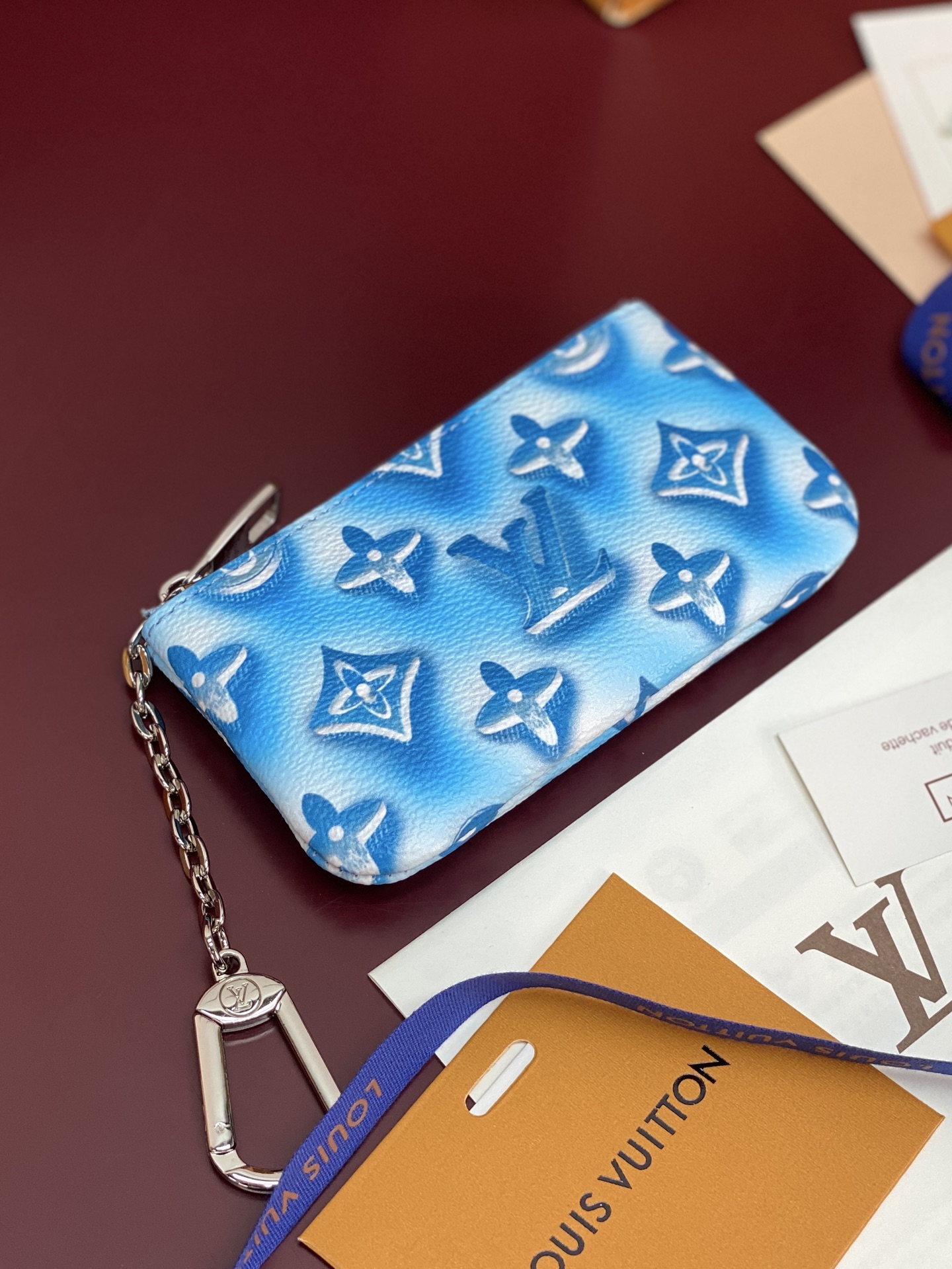 [Louis Vuitton] LV 루이비통 모노그램 자카드 로미 키 파우치 (코튼 블루) 지갑