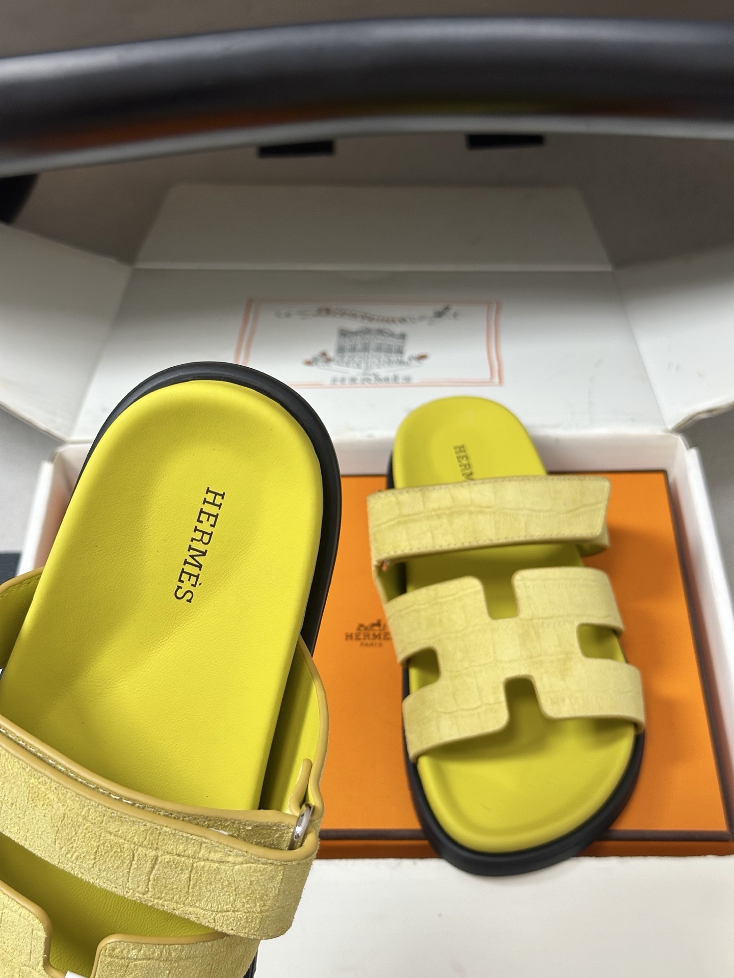 에르메스(HERMES) H 로고 벨크로 플랫 슬리퍼 신발