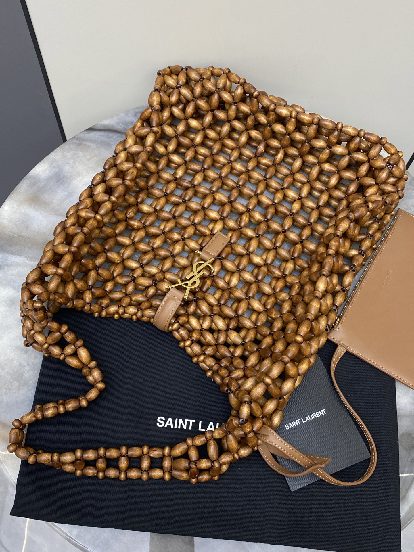 Saint Laurent YSL 생로랑 우드 비즈 호보백 (라지) / 823807