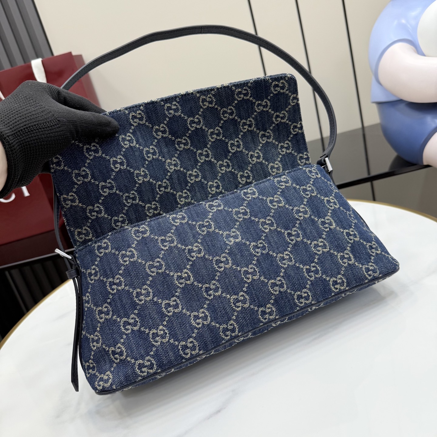 [Gucci] 구찌 (Generation) 워시드 GG 데님 숄더백 가방