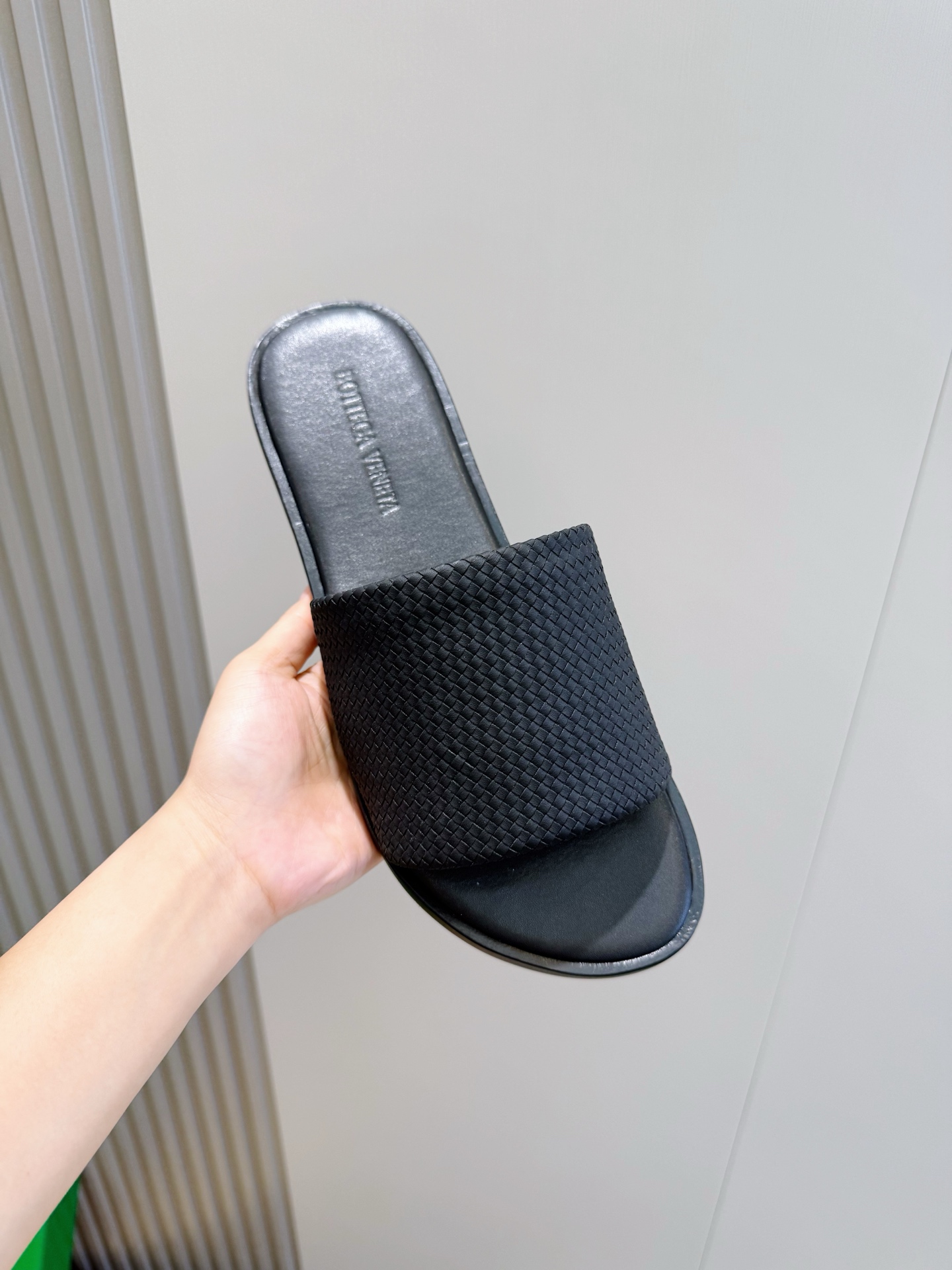 [Bottega Veneta] BV 보테가 베네타 맨즈 웨이브 레더 슬라이드 슬리퍼 신발