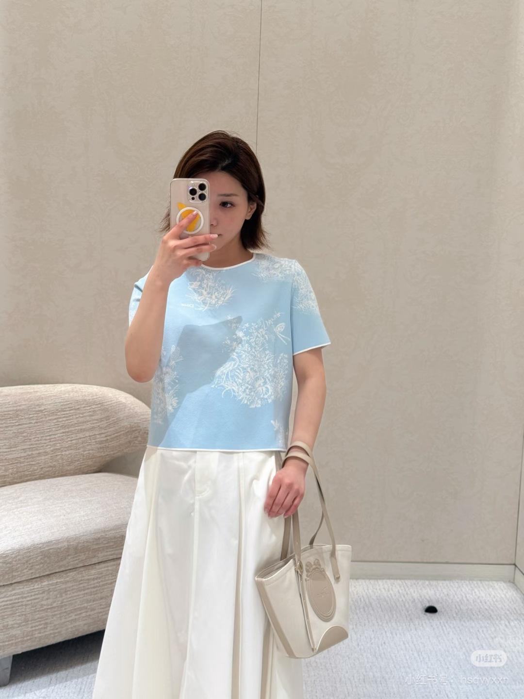 디올(DIOR) 플라워 자카드 라운드넥 반팔 니트 상의 의류