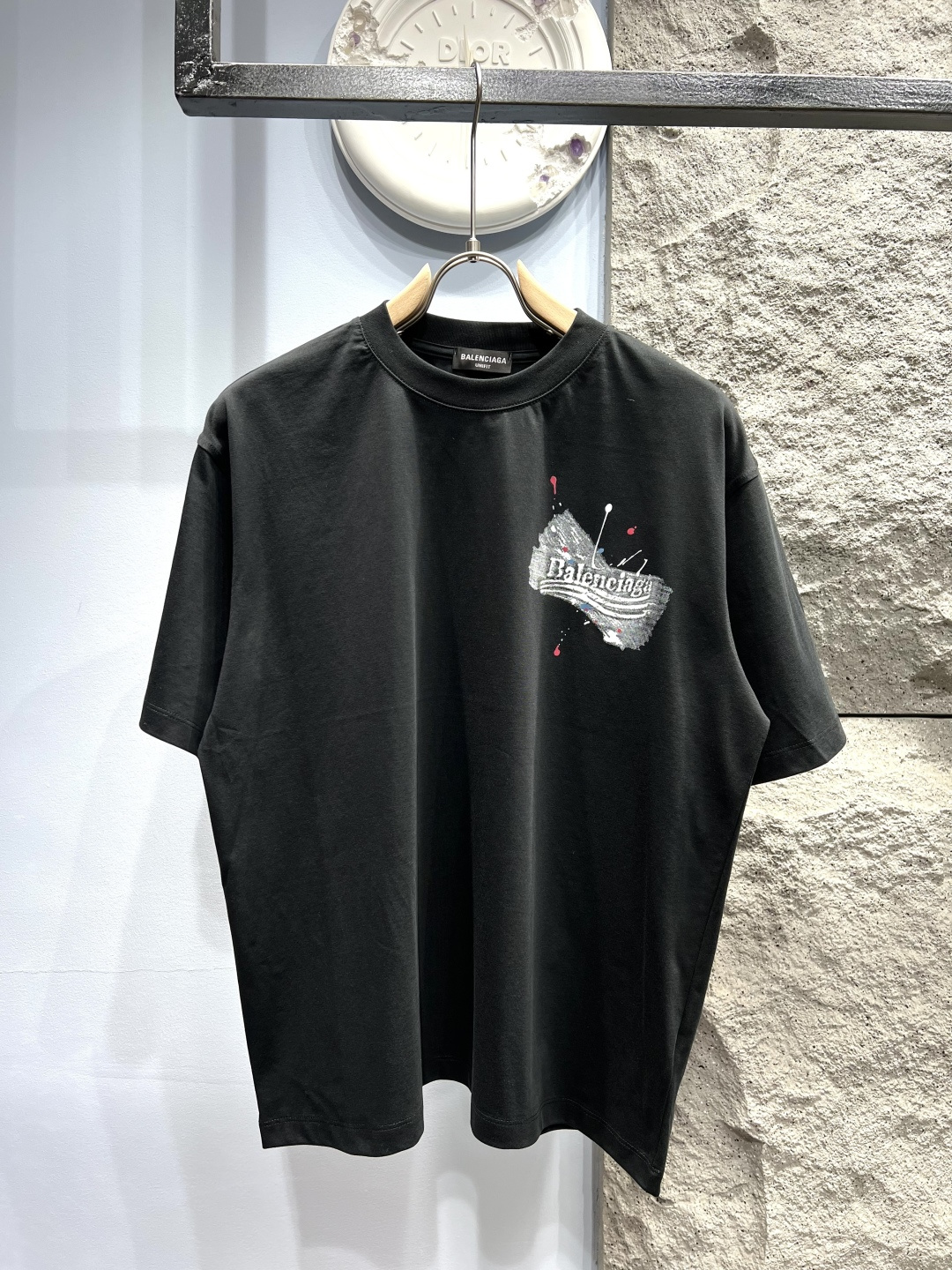 발렌시아가(BALENCIAGA) 그래피티 레터링 반팔 티셔츠 상의 의류