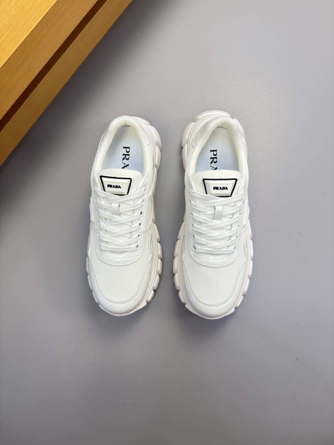 [Prada] 프라다 프리미엄 캐주얼 스니커즈 신발