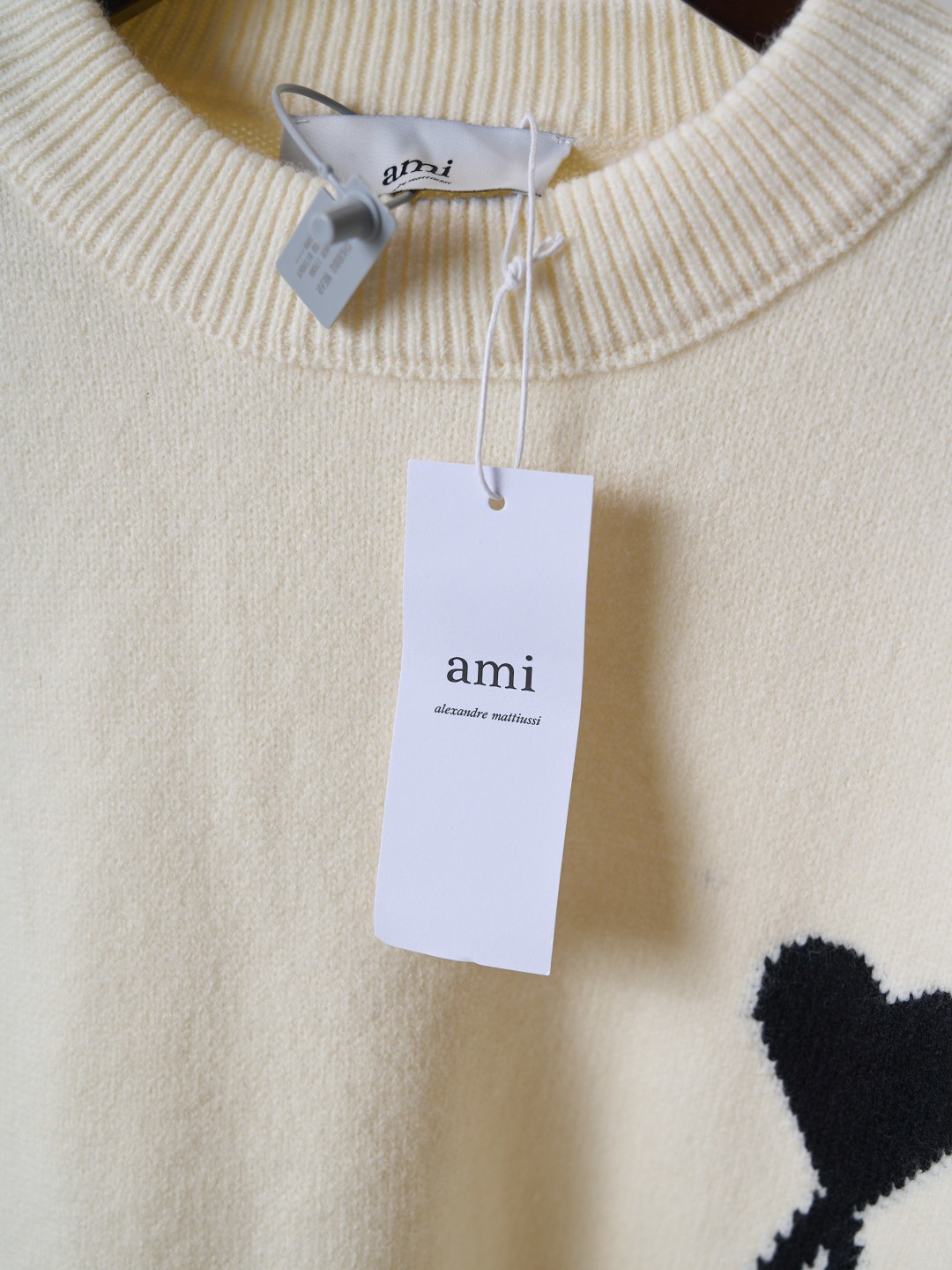 아미(AMI) 하트 로고 울 니트 상의 의류