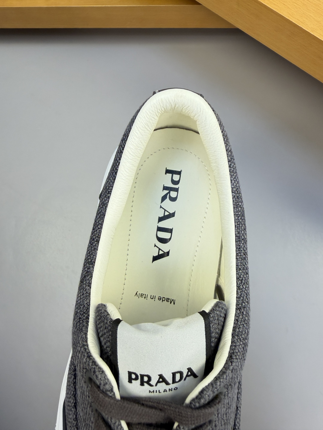 PRADA 프라다 캐주얼 스니커즈 / 레저 스포츠 슈즈 신발
