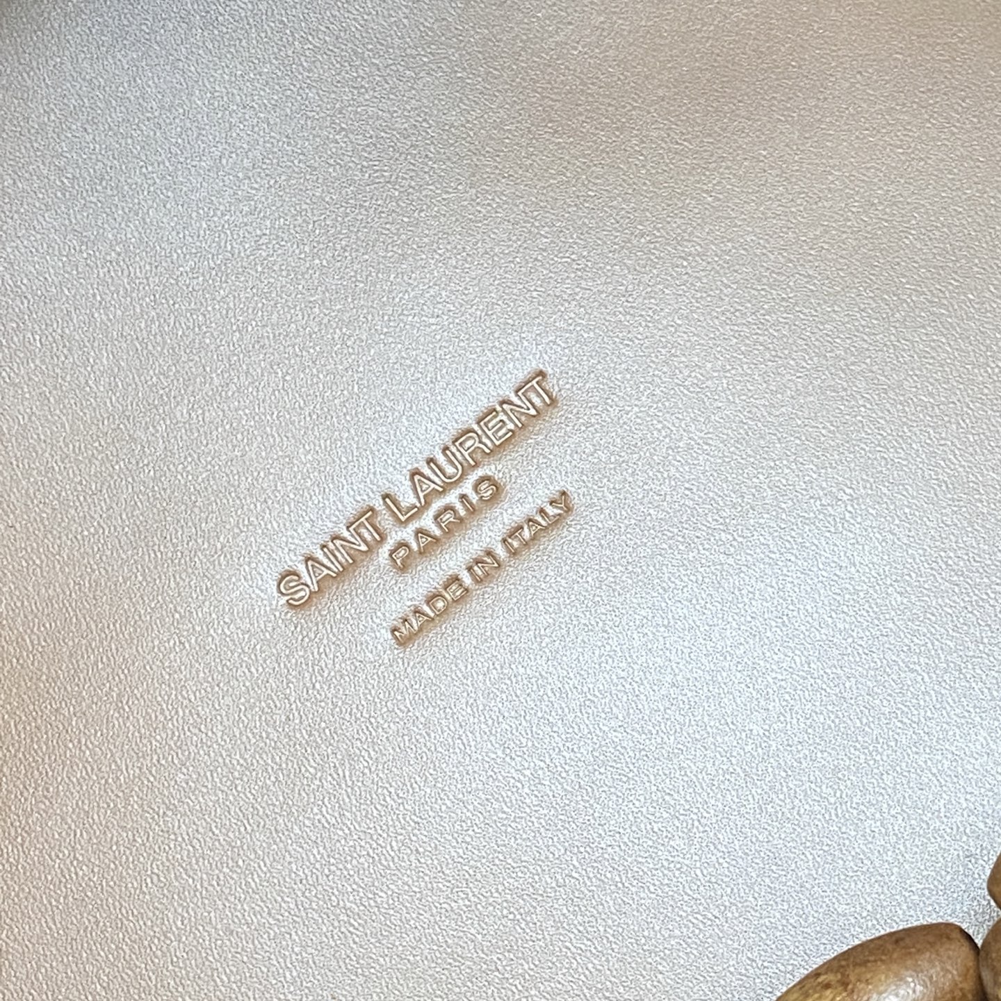 Saint Laurent YSL 생로랑 우드 비즈 위브 버킷백 가방 / 749036