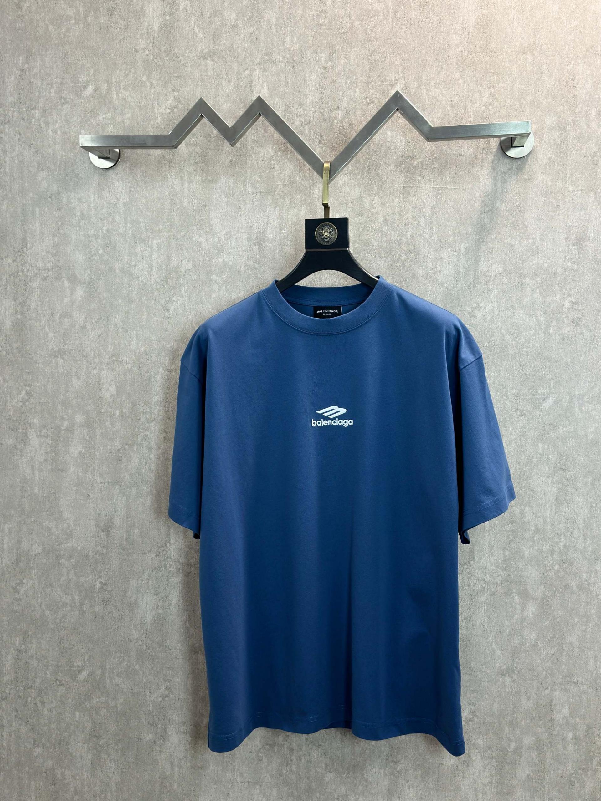 발렌시아가(BALENCIAGA) 그래픽 자수 반팔 티셔츠 의류