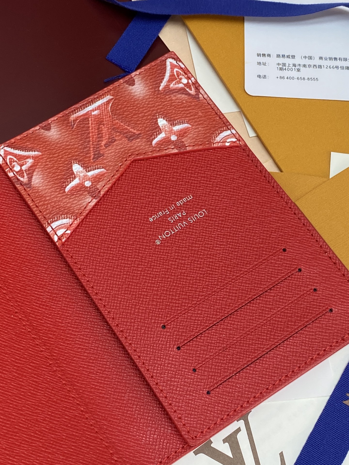 [Louis Vuitton] LV 루이비통 모노그램 포레스트 패스포트 커버 (코튼 레드) 여권 지갑
