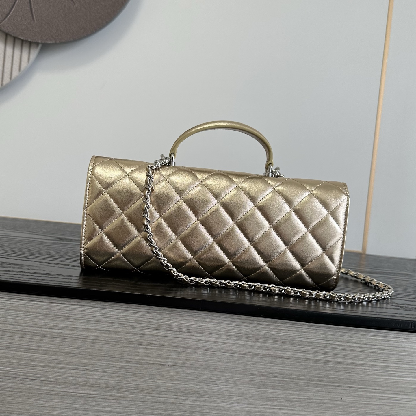 CHANEL 샤넬 26A 시리즈 탑핸들 체인 플랩 백 가방