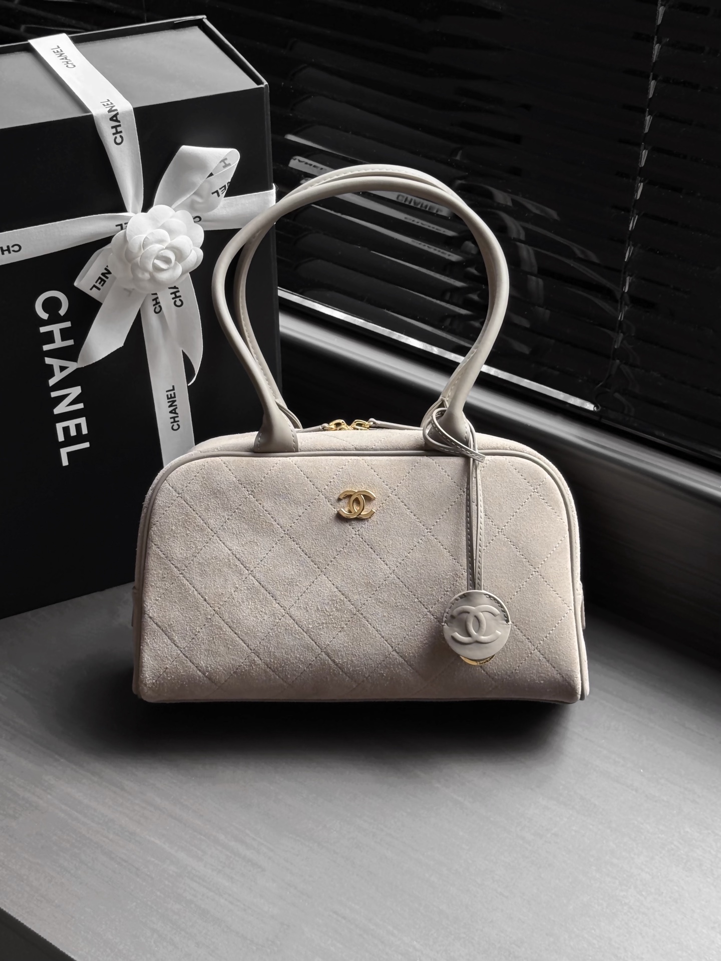 Chanel 26B 샤넬 스몰 보울링백 가방