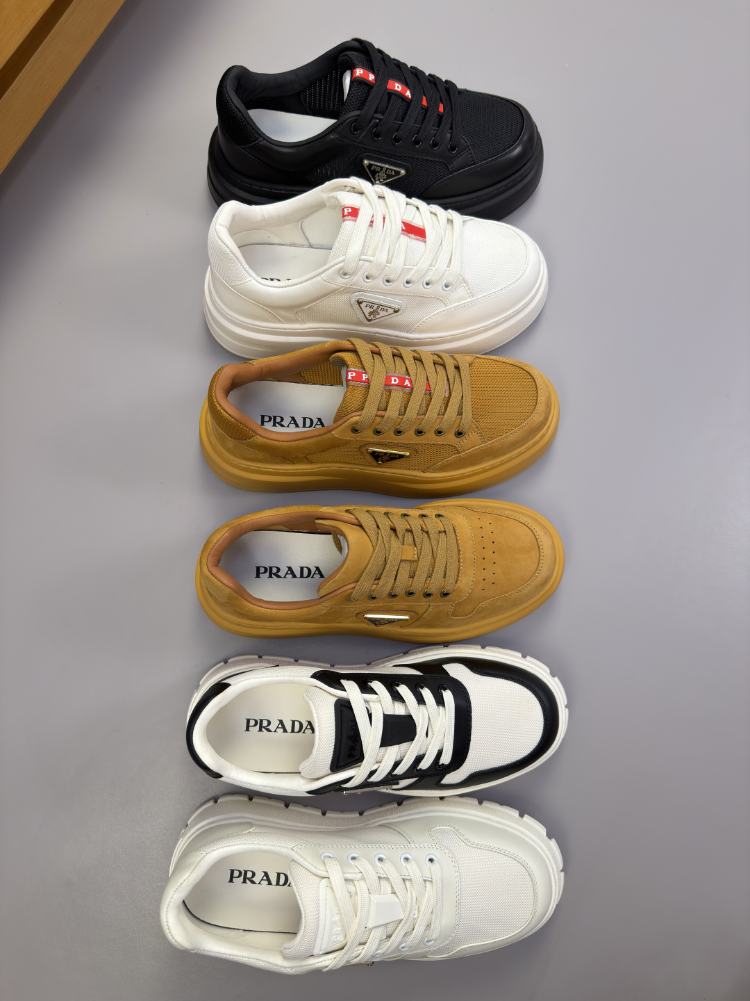 PRADA 프라다 나파 가죽 & 캔버스 스니커즈 신발
