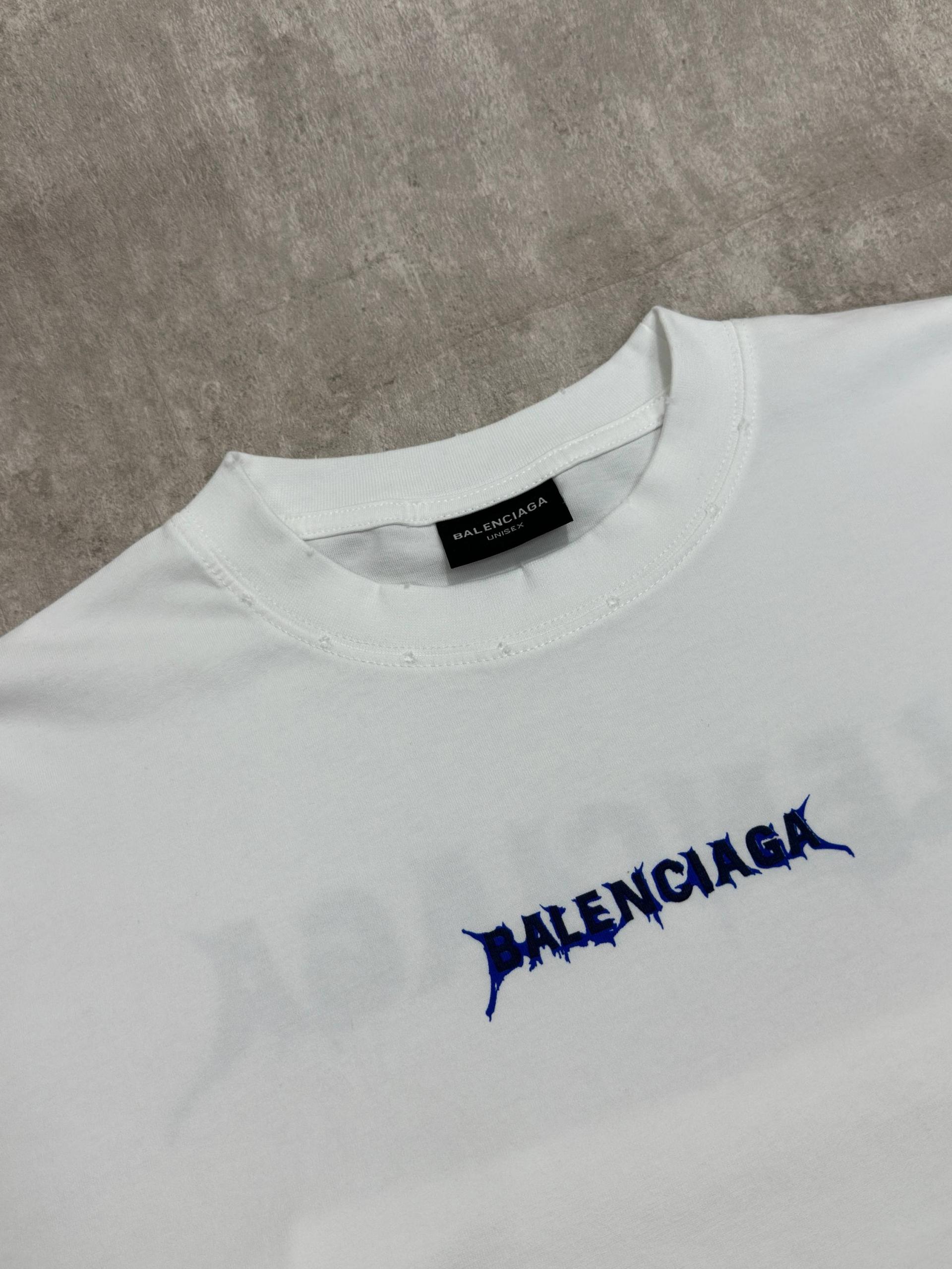 발렌시아가(BALENCIAGA) 레터링 프린트 반팔 티셔츠 의류