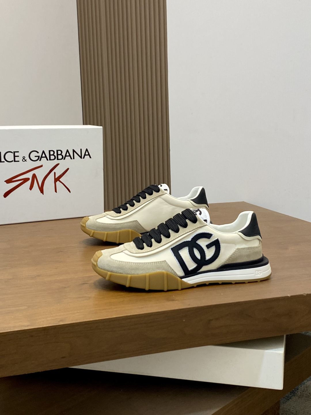 [Dolce & Gabbana] D&G 돌체앤가바나 프리미엄 믹스드 레더 럭셔리 스니커즈 신발