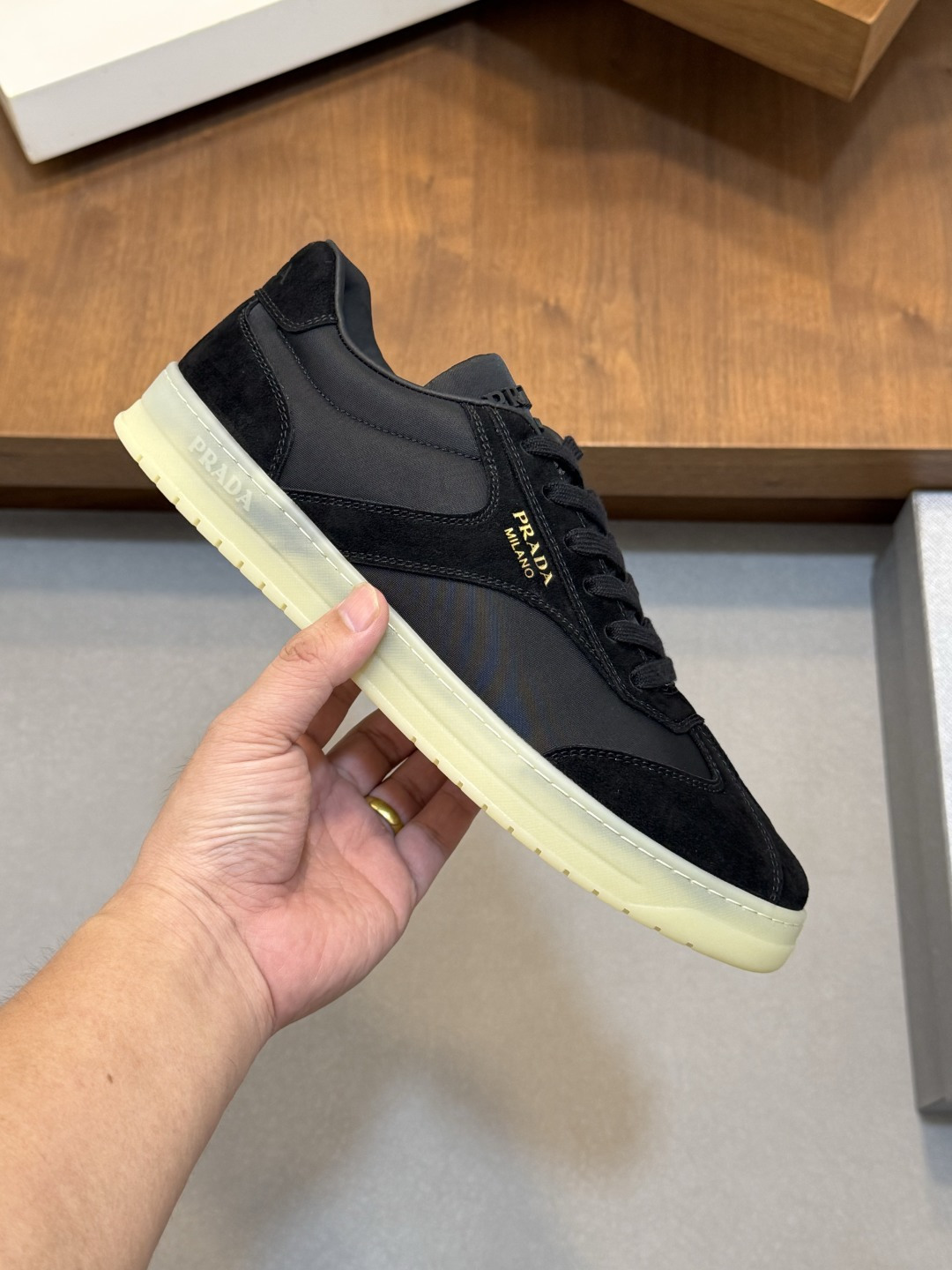 [Prada] 프라다 웨스턴 미니멀 나파 레더 스니커즈 신발