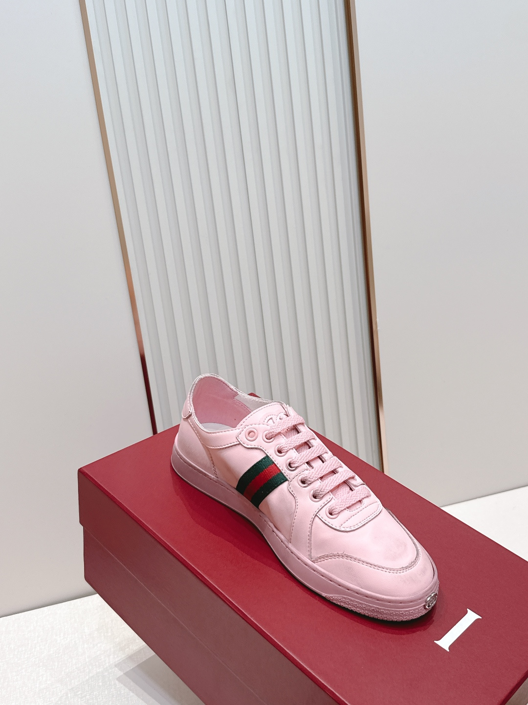 구찌(GUCCI) 커플 스트레치 빈티지 스니커즈 신발