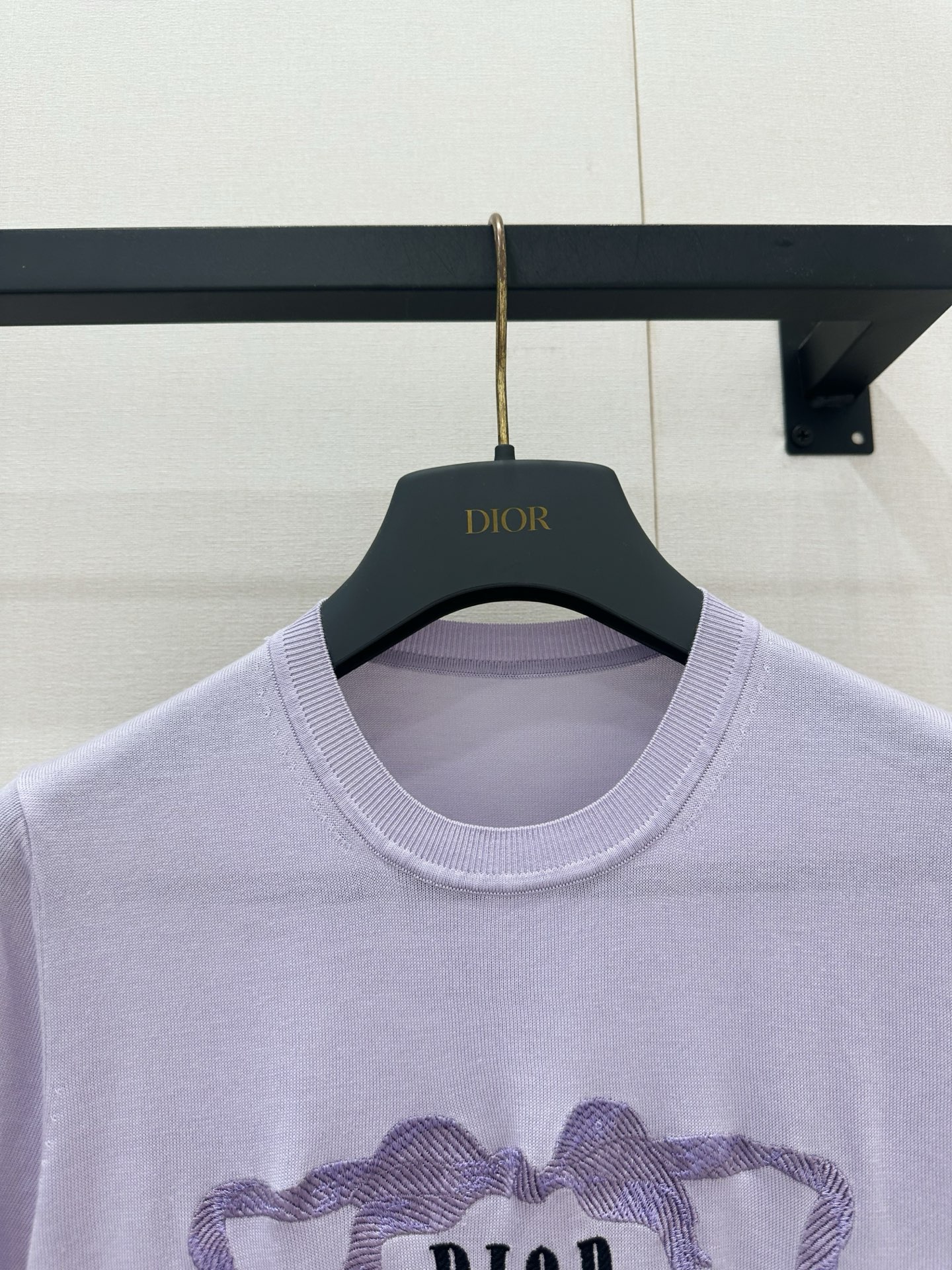 디올(DIOR) 레터링 레이스 자수 라운드넥 반팔 니트 상의 의류