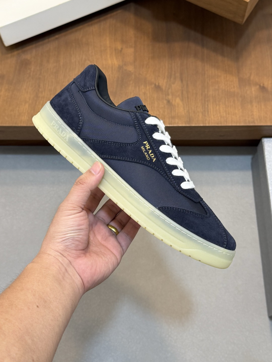 [Prada] 프라다 웨스턴 미니멀 나파 레더 스니커즈 신발