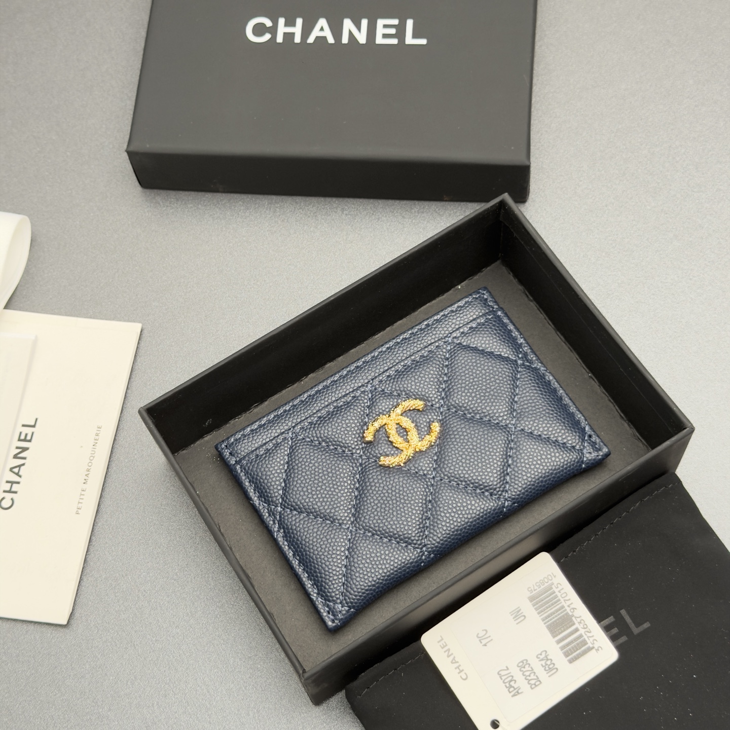 [Chanel] 샤넬 26SS 캐비어 멀티 젬스톤 슬림 카드 홀더 지갑