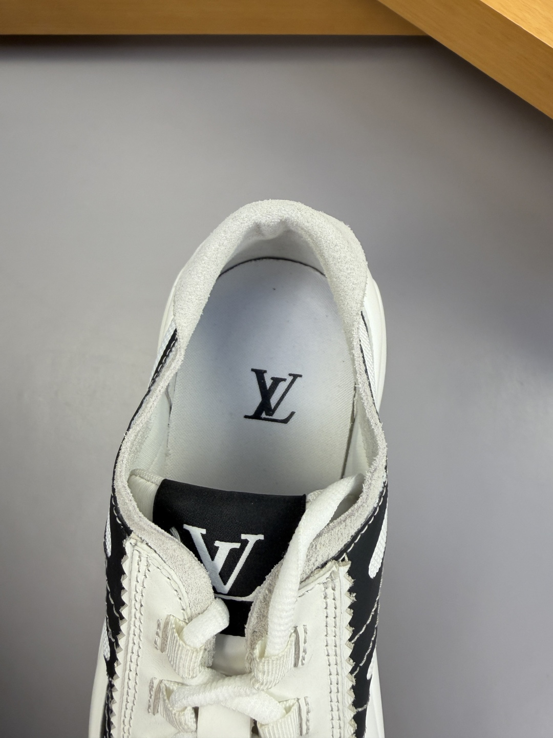 [Louis Vuitton] LV 루이비통 나파 레더 믹스 스니커즈 신발