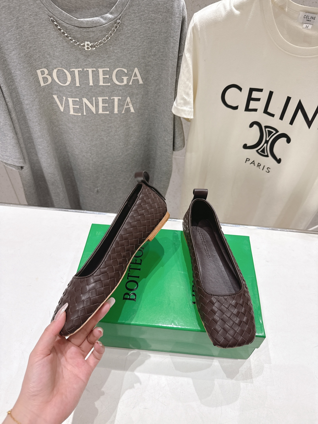 보테가베네타(Bottega Veneta) 아스테어 우븐 로퍼 신발