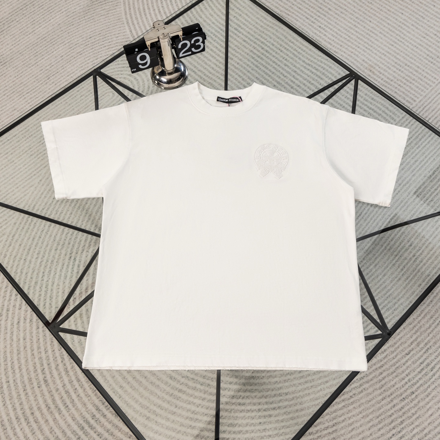 크롬하츠(CHROME HEARTS) 고딕 자수 반팔 티셔츠 의류