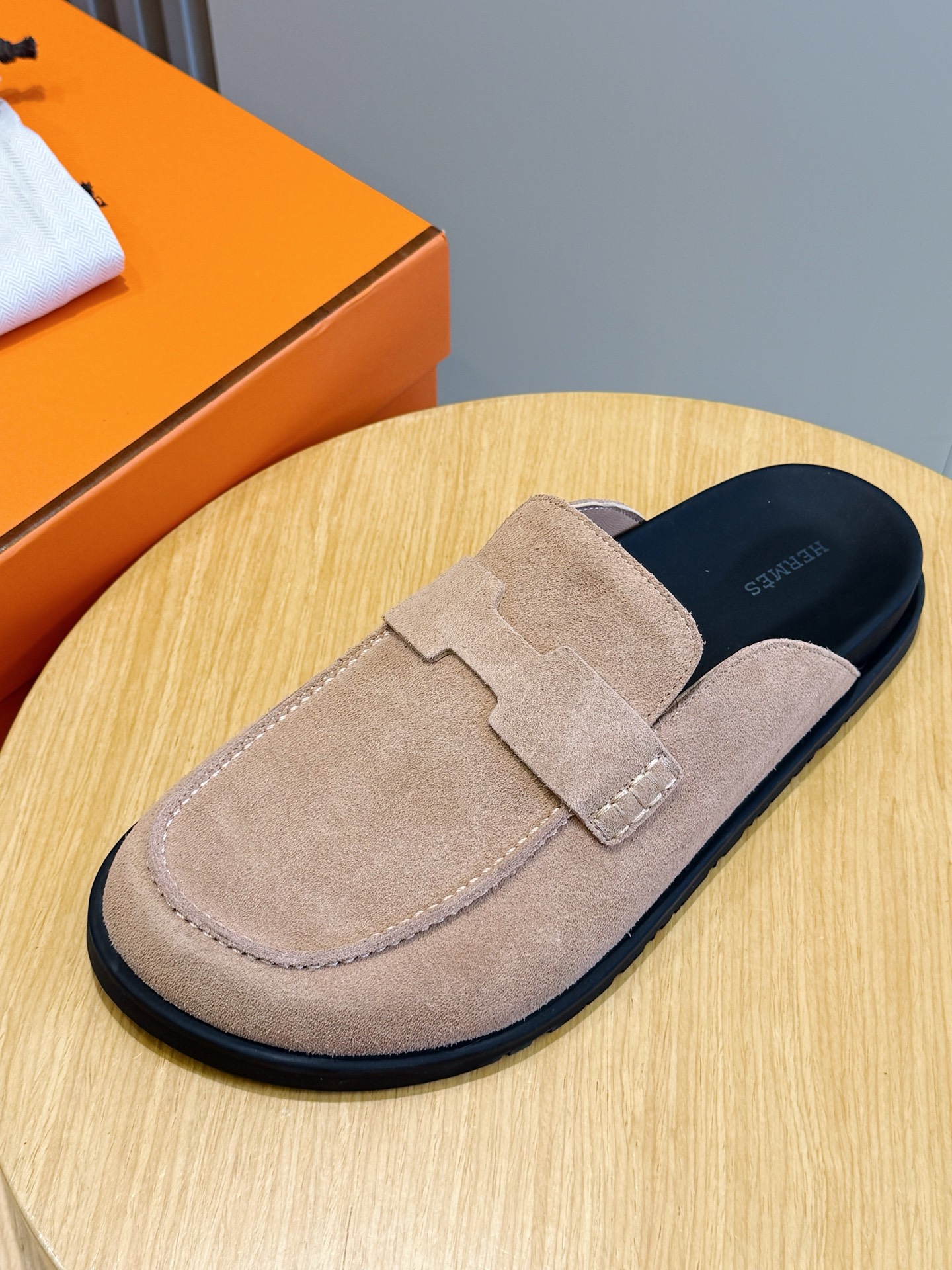 Hermes 에르메스 H 로고 스웨이드 뮬 슬리퍼 신발
