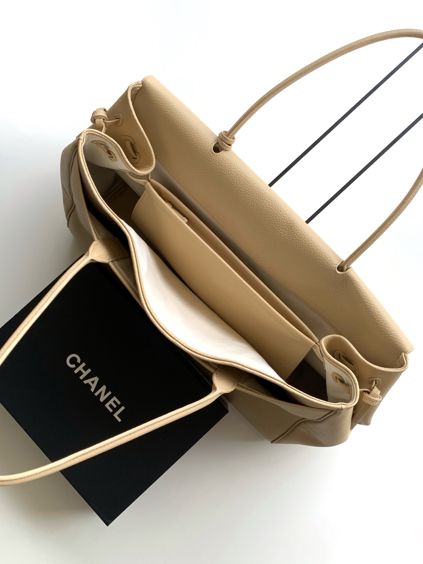 [Chanel] 샤넬 26SS 라지 토트백 (AS6289) 가방