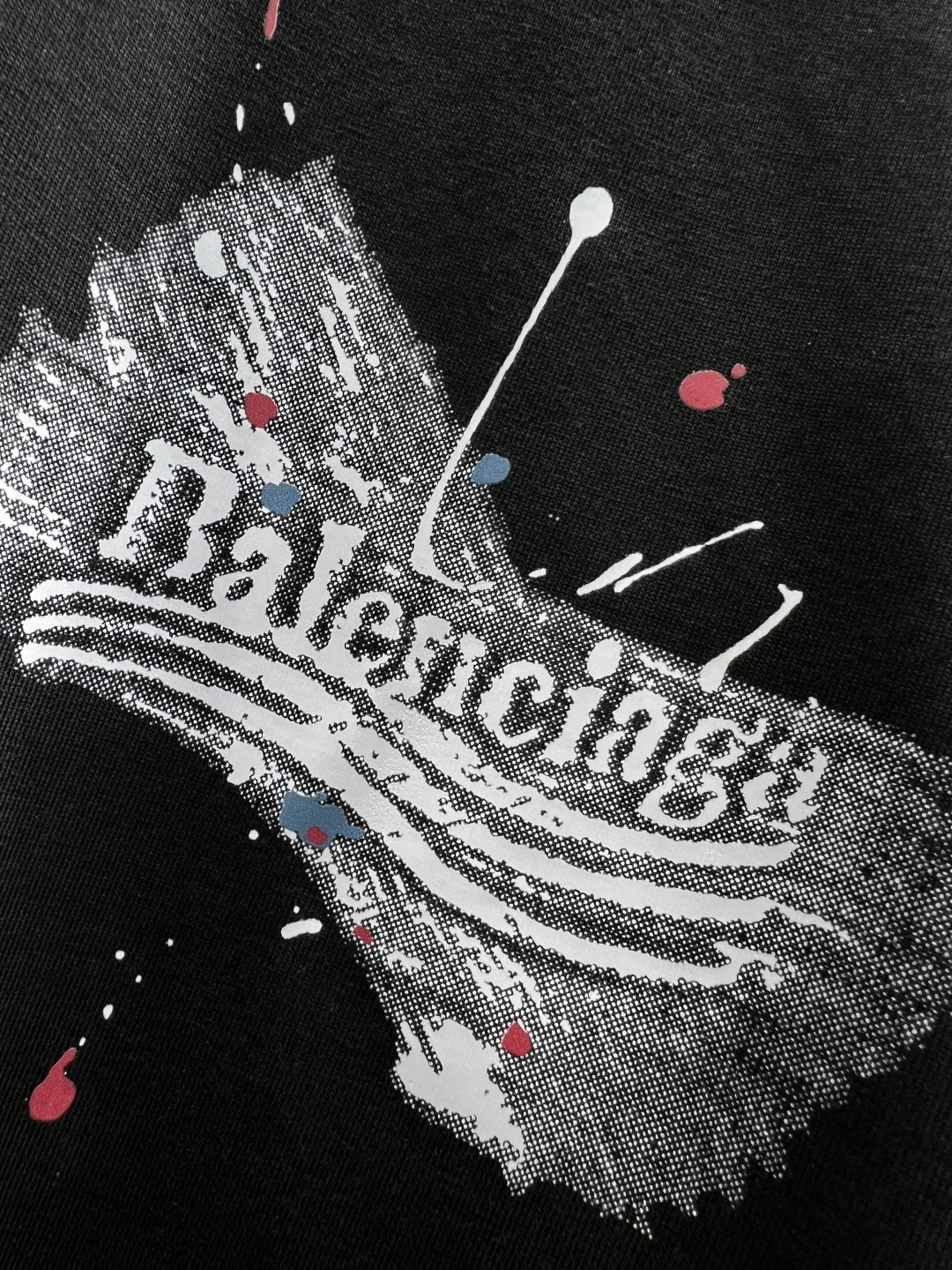발렌시아가(BALENCIAGA) 그래피티 레터링 반팔 티셔츠 상의 의류