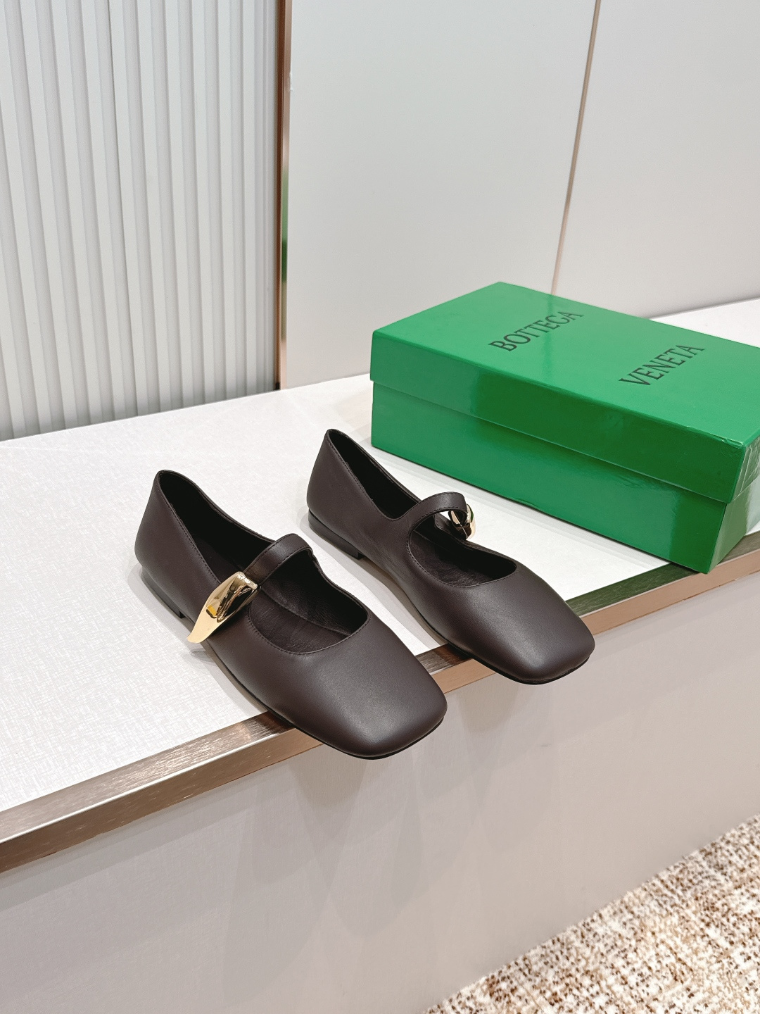 보테가 베네타(BOTTEGA VENETA) 샬롯 메리제인 플랫 발레 슈즈 신발