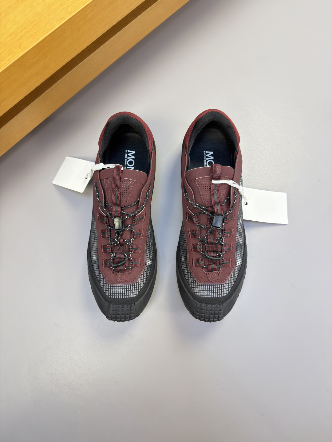 [Moncler] 몽클레어 몽클레르 프리미엄 나파 & 히트컷 'M' 메쉬 콤비 스니커즈 신발