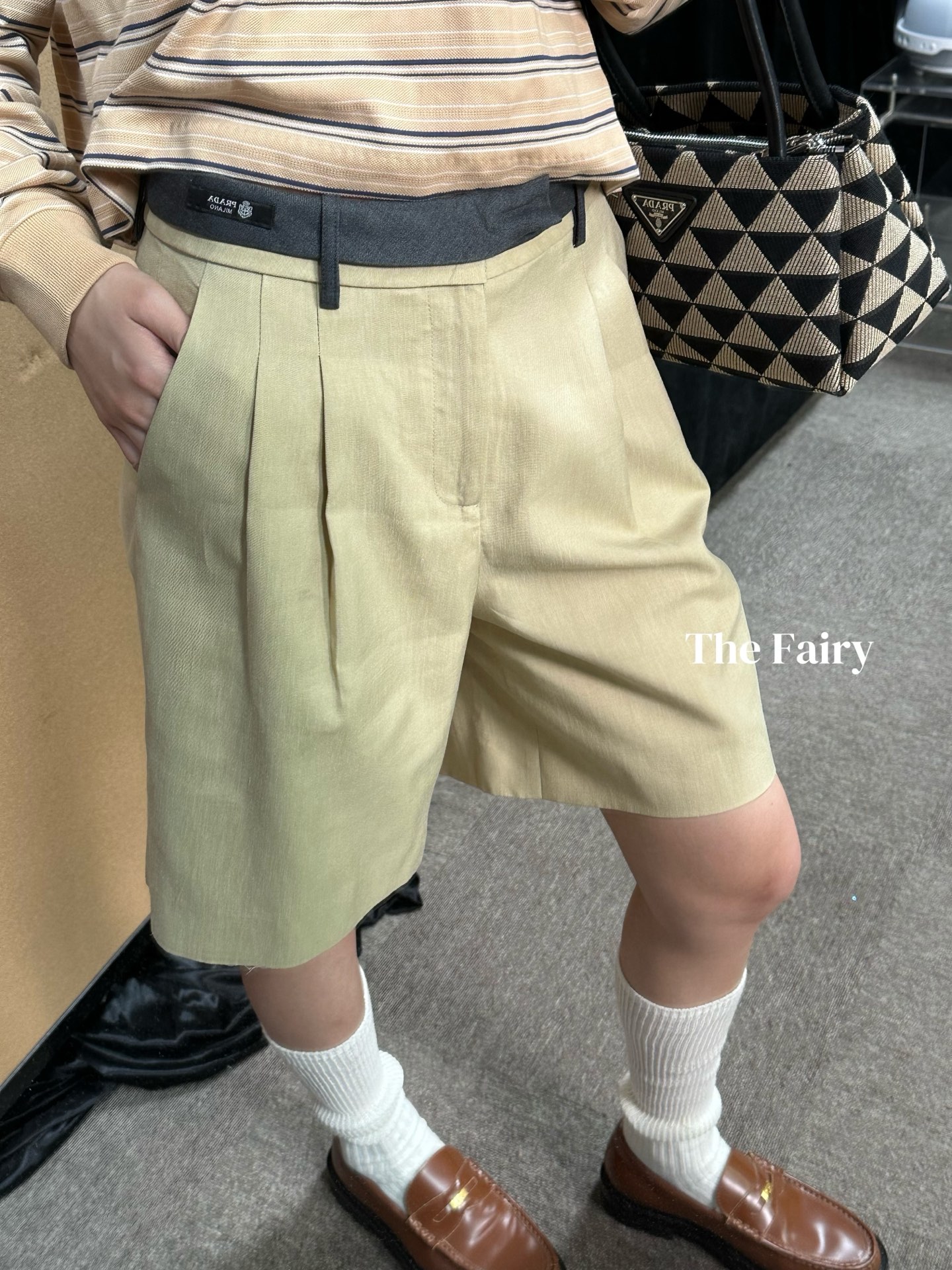 [Prada] 프라다 뉴 시즌 린넨 투톤 웨이스트 쇼츠 반바지 의류