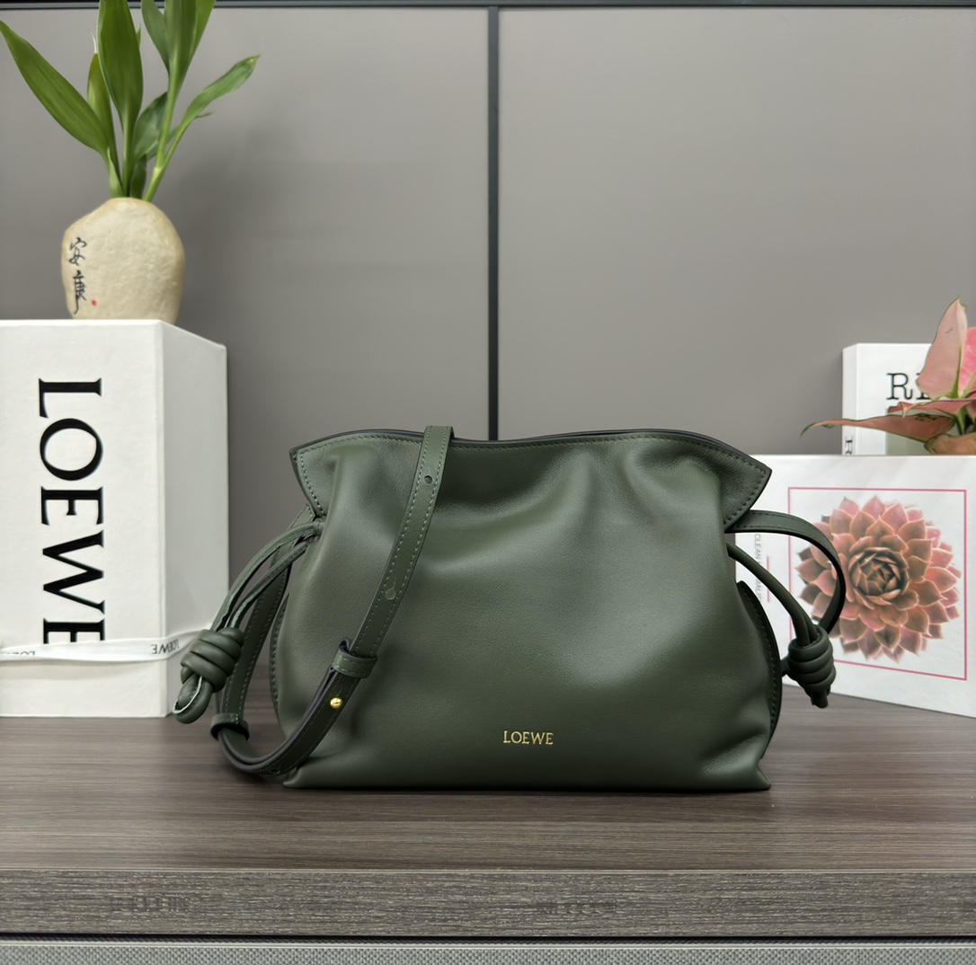 LOEWE 로에베 Flamenco 플라멩코 퍼스 나파 카프스킨 파우치 숄더백 가방