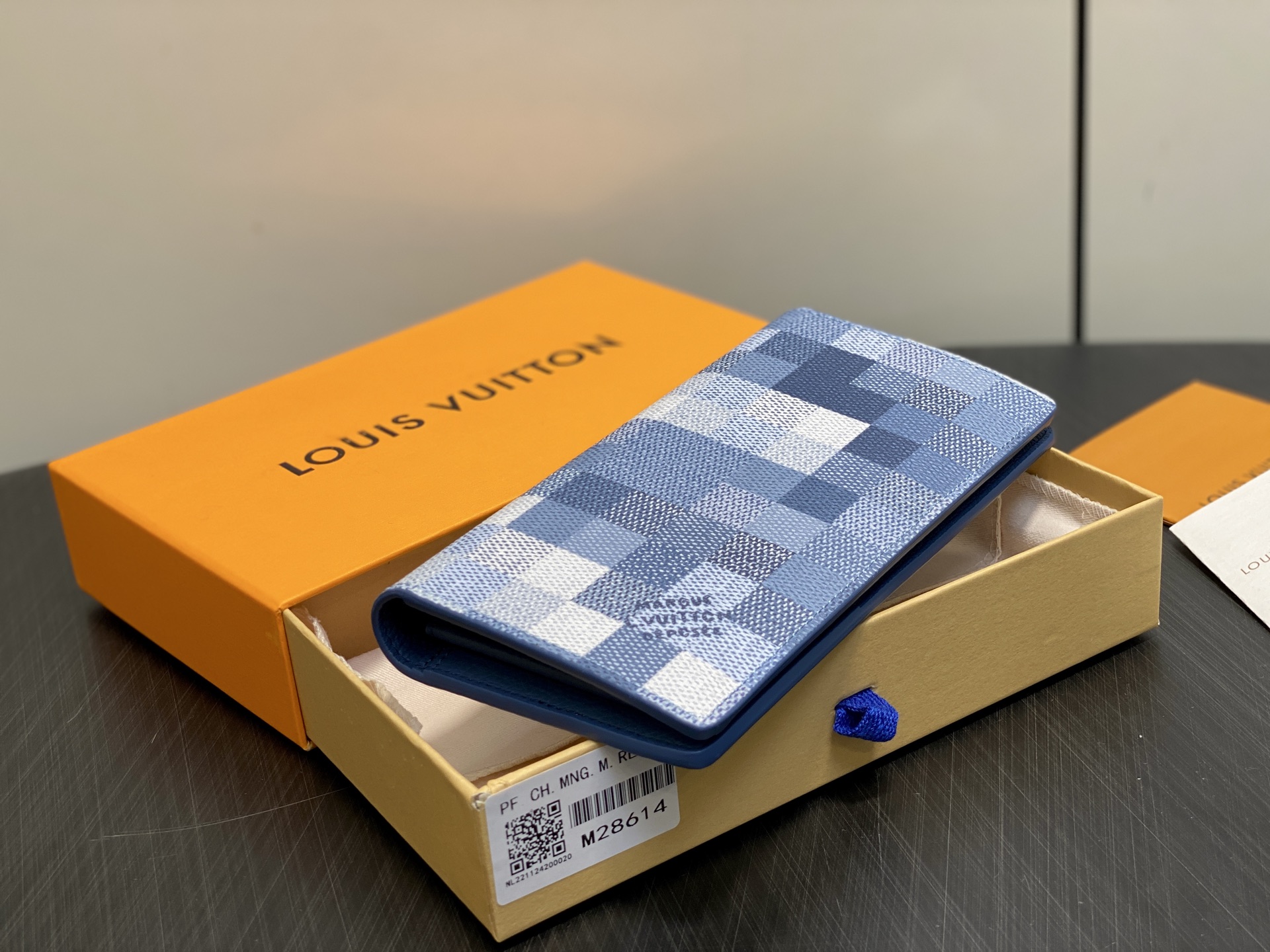 [Louis Vuitton] LV 루이비통 모노그램 마자이크 브라자 월릿 (블루) 지갑