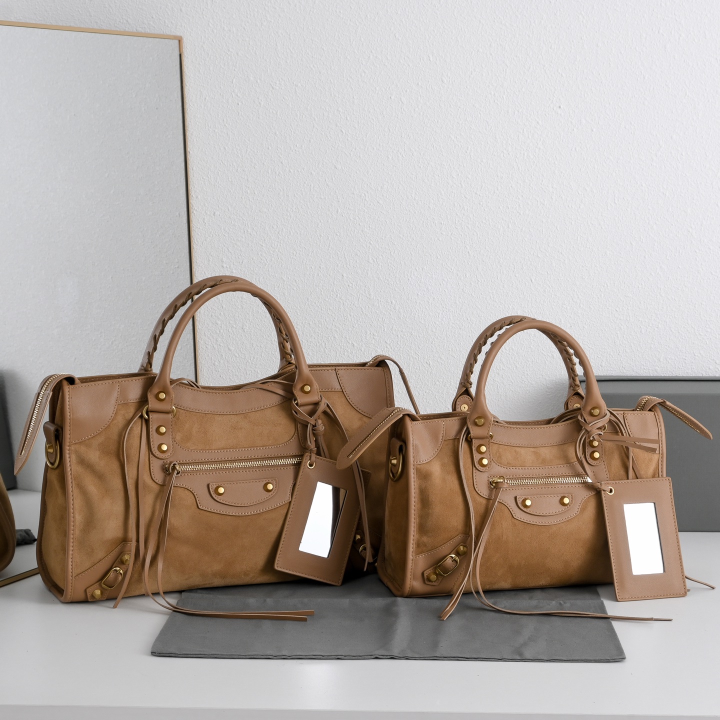 BALENCIAGA 발렌시아가 Le City 르 시티 스웨이드 컴비네이션 카프스킨 모터사이클 백 가방