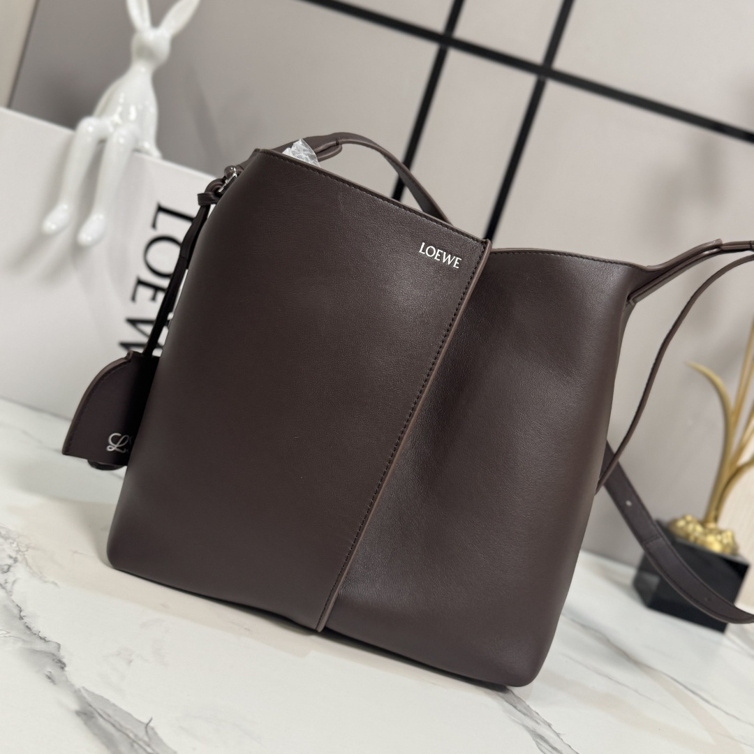 LOEWE 로에베 미디움 스무스 Bilbao 빌바오 트라페즈 버킷 백 가방